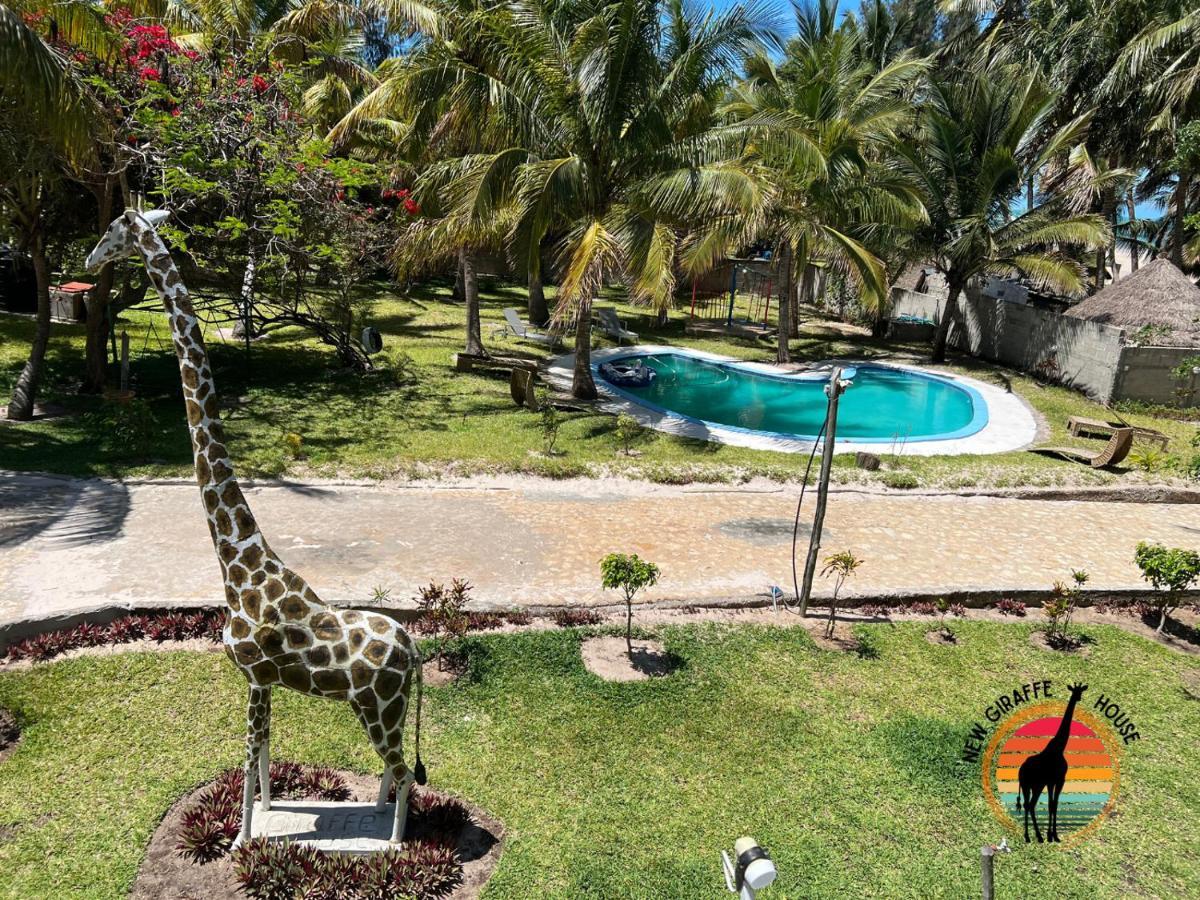 New Giraffe House Bed and Breakfast Vilankulo Eksteriør billede